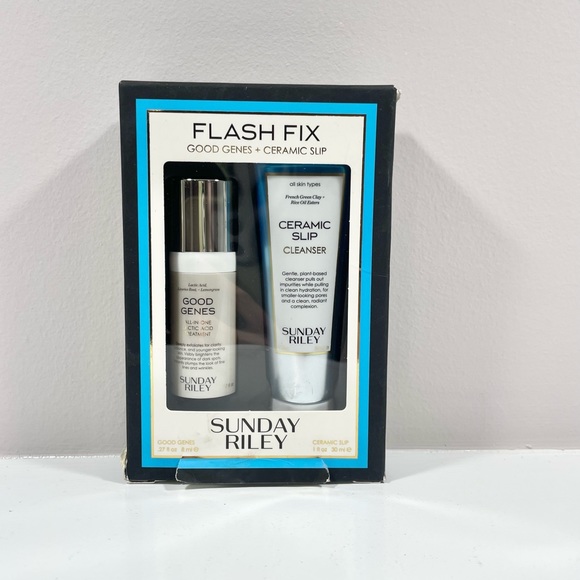 Sunday Riley Flash Fix - Good Genes Lactic Acid Treatment, Ceramic Slip Cleanser - Picture 2 of 6